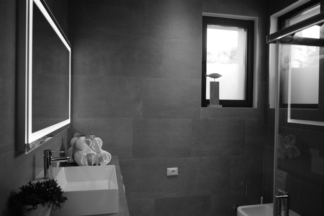 Alcova Apartment *