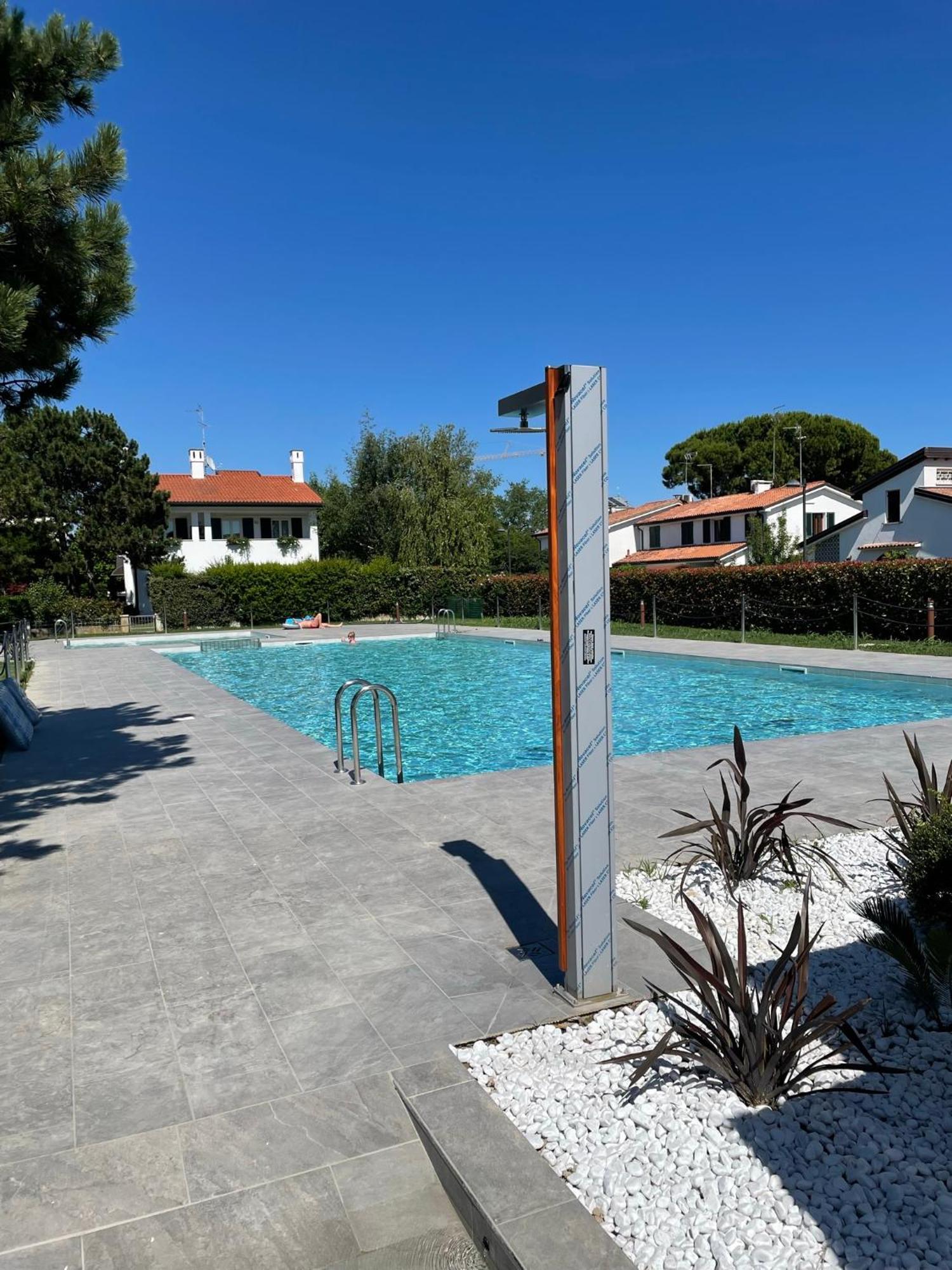 Alcova Apartment